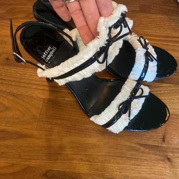 Jeffrey Campbell Nutmeg Slingback Heels Bow Patent Black Fringe - Picture 4 of 9